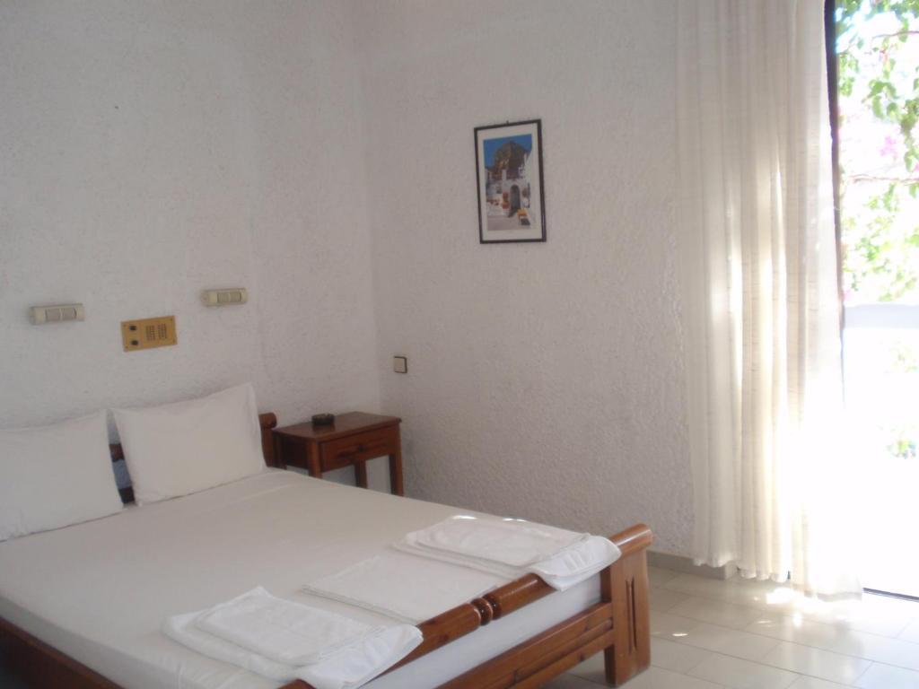 Fevro Hotel أغيا غاليني الغرفة الصورة