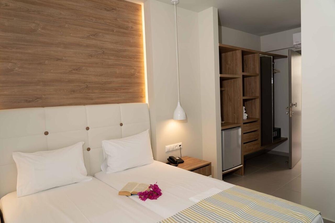 Fevro Hotel أغيا غاليني المظهر الخارجي الصورة