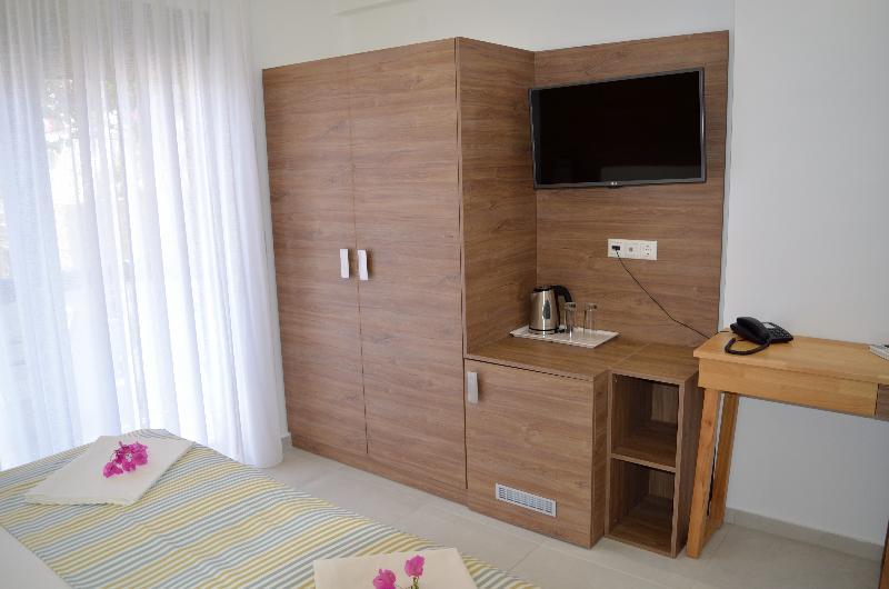 Fevro Hotel أغيا غاليني المظهر الخارجي الصورة